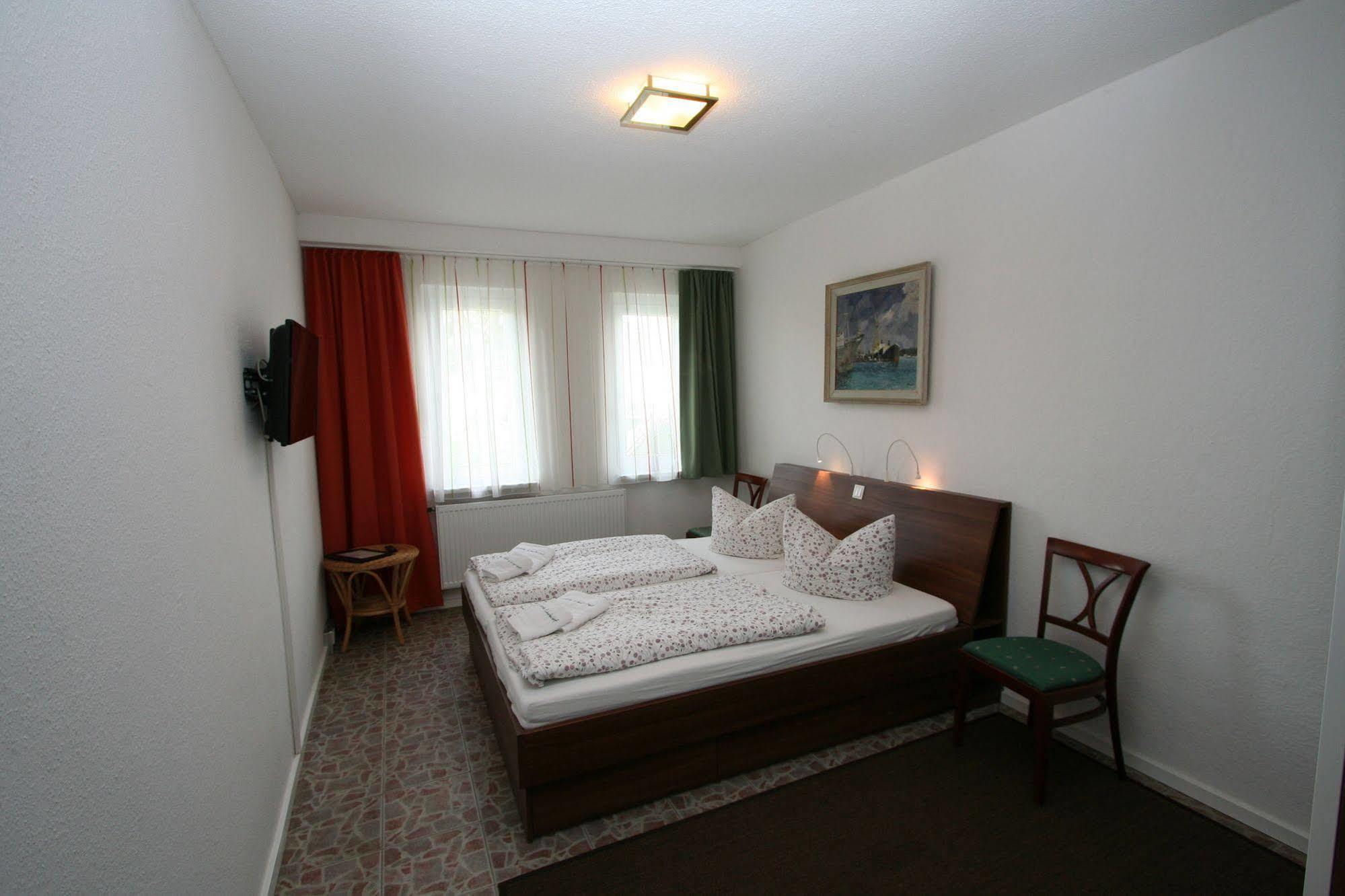 Pension Gestuet Lindenhof Templin Buitenkant foto